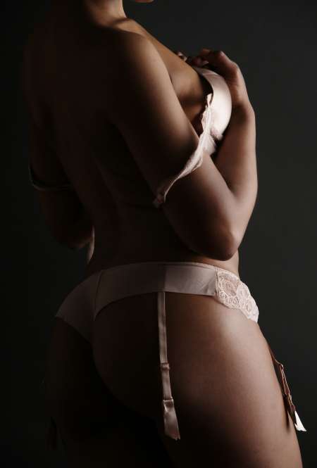 Massage érotique sensuel à domicile