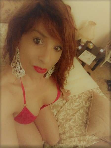 ambre jolie transgenre pour massage sur table