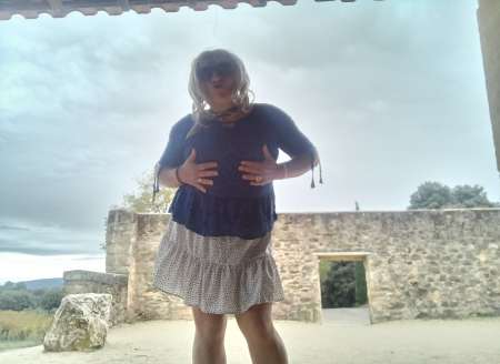  Sonia Travestie