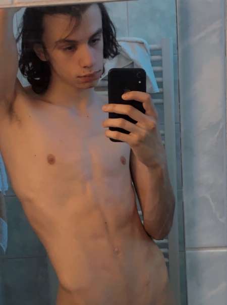 Cherche sugar daddy money slave d’urgence
