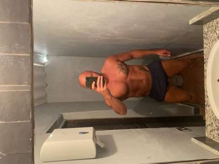 Beau masseur Français