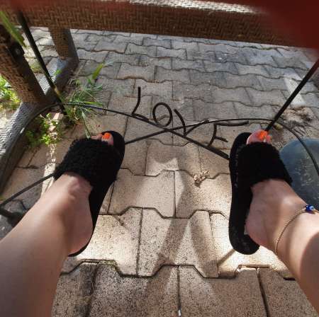 Jolis pieds grande taille a s'occuper