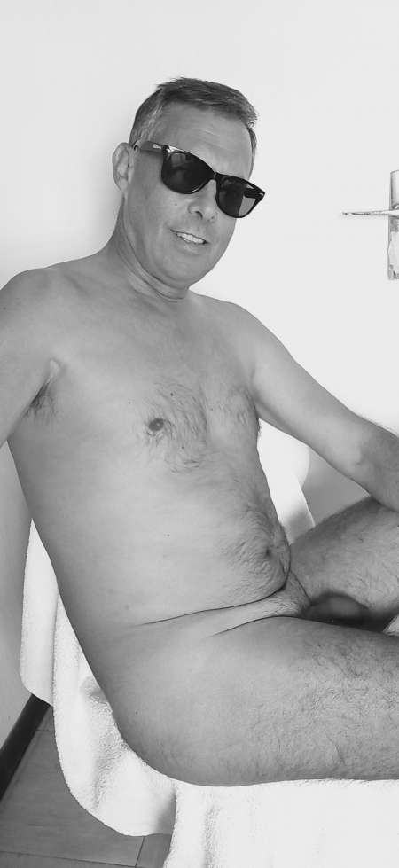 Je suis un Homme Soumis je cherche maitresse