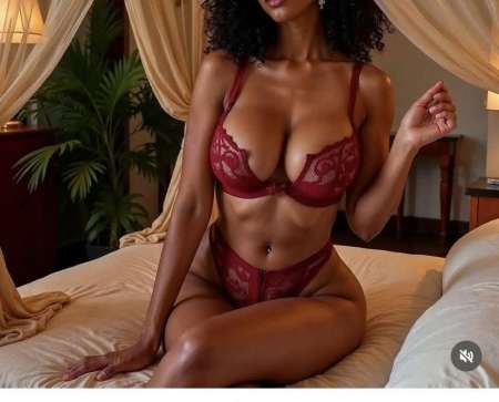 Belle femme de couleur