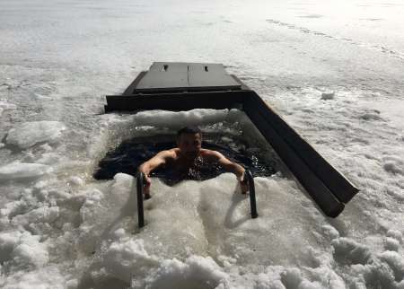 Une rencontre, de la curiosité et de l'émotion