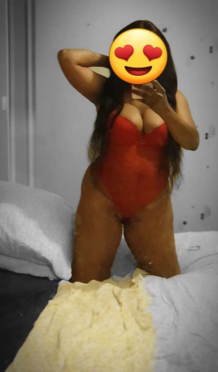 Léa Belle black 69 gourmande