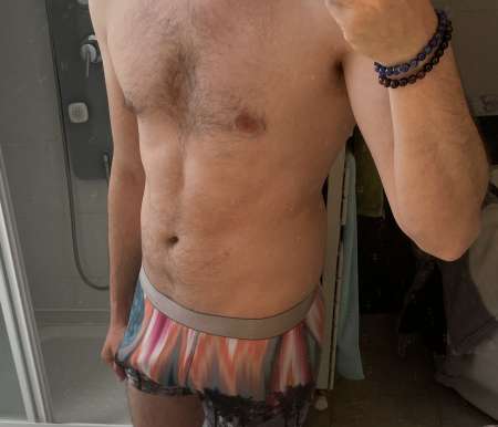 Je ne gay 29 cherche bonne bite à sucer PAU