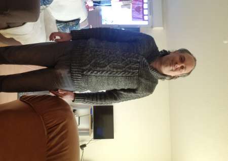  Hyper sérieux en espérant que...