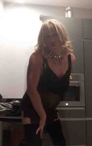  Autoroute gratuite pour toutes les jeunes bites