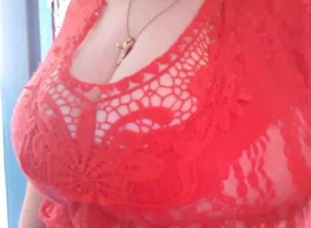 Marie toujours le sourire yeux bleu