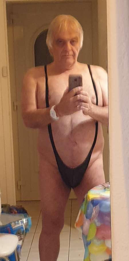 3 amis bi cherchent un beau trav