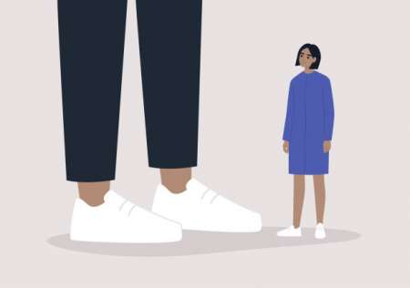 H. mûr redonne confiance à Femme timide en retrait