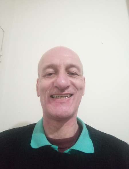  Homme délaissé marié