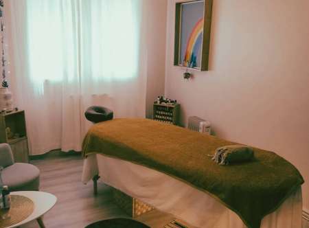 Massage holistique ou tantrique ou californien