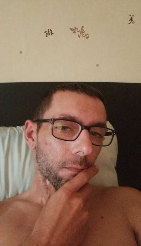 Cherche escorte réelle pour homme de 37 ans frança