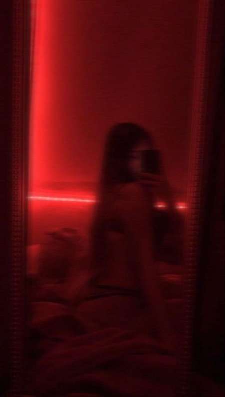 Votre Désir, Mon Service