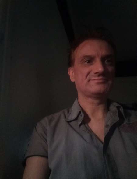 Je cherche jeune homme pour me réaliser fantasmes