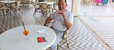 Homme cherche femme pour partager du plaisir