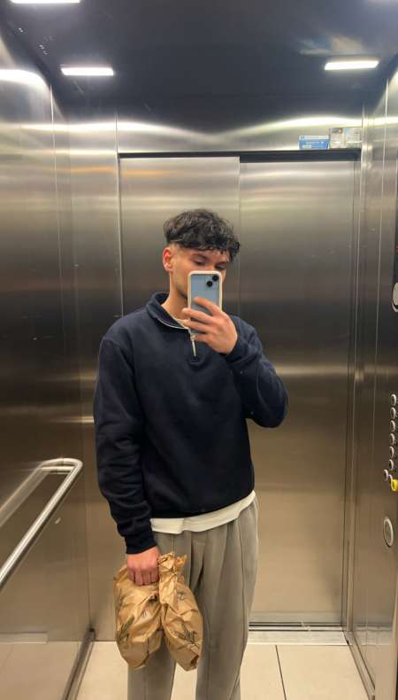 Donne du plaisir au femme