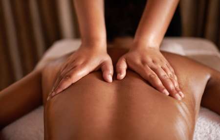  Massage à l'huile - doux et relaxant à domicile