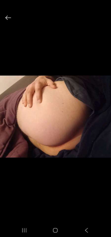 Jeune gay soumis cherche bonne bite