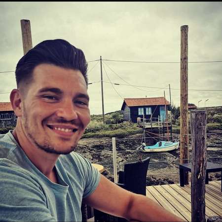 Gentleman à votre service