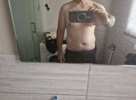 Recherche une femme mature ,pour lecher votre corp