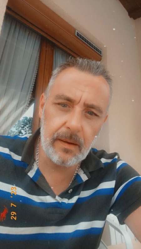 Homme distingué pour n importe quelle situation