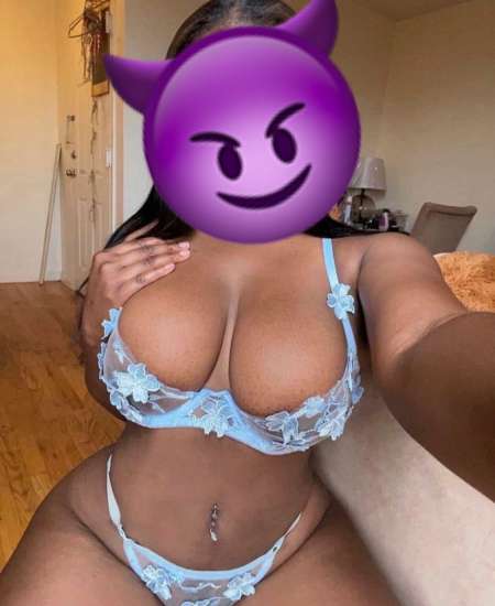 FEMME NOUVELLE RÉELLE