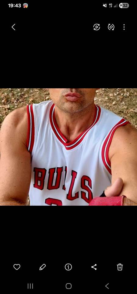 Cherche belle connexion amitié-coquine