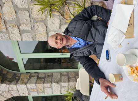 Recherche jeune femme pour moments agréables