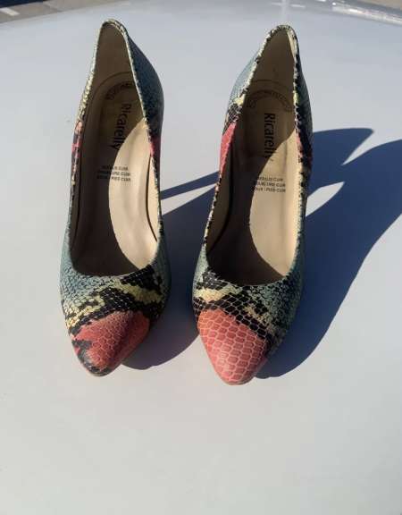 Chaussures, sous-vêtements massages