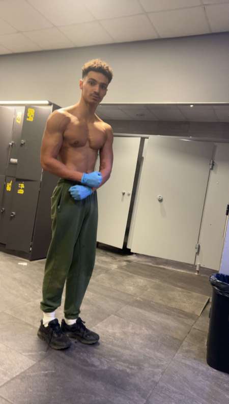 Salut je m'appelle Rayan