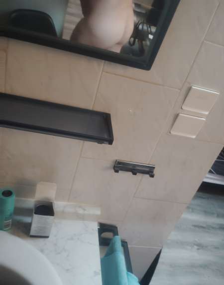 Beau soumis pour régaler 1 ou 2 seniors