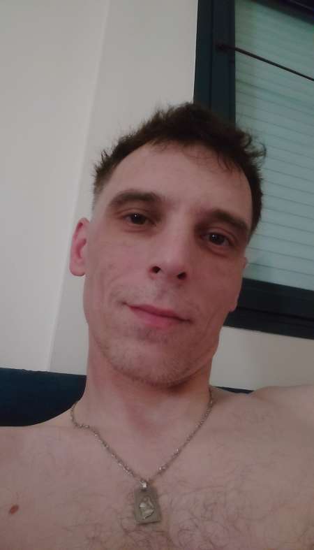 Cherche mec passif moins de 46 ans