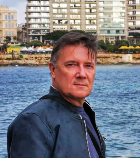 Aide femme vierge à faire sa première fois ou Anal