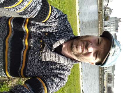 Quel femme désir avoir un Jésus dans la crèche