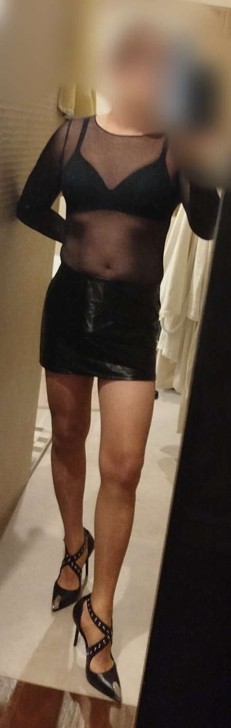 Travesti lope soumise