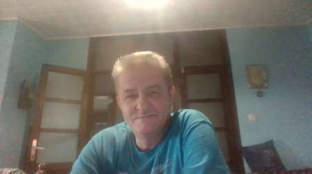Recherche femme ronde voir tres ronde pour passer