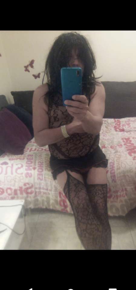 Travesti cherche une colocation