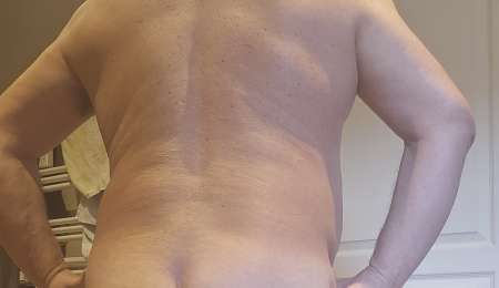 Homme 51 ans , Menage,Cuisine?et Service
