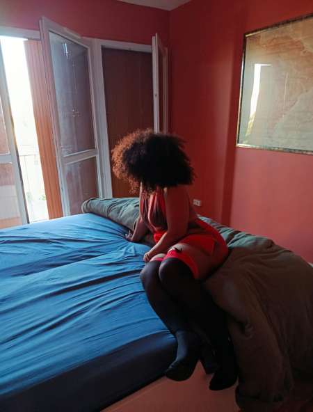 F 40a pour homme mûr dispo ce dimanche