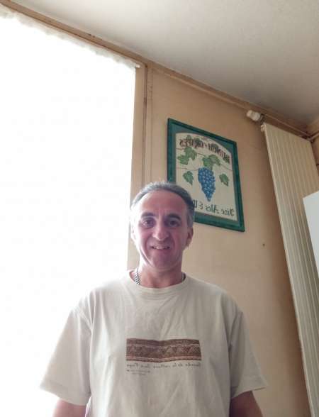 homme recherche femme ou couple pou trio .