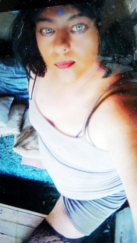 Andrea tv propose ses services h/f/cpl