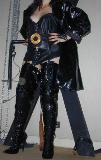 domina envoutante sexy proche PARIS 12; DONJON