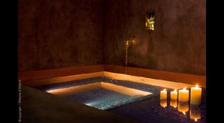 cherche femme libertine pour A-M spa hammam