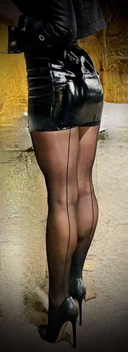  AU CAP D'AGDE JE SUIS L'ESCORT QUE VOUS CHERCHEZ