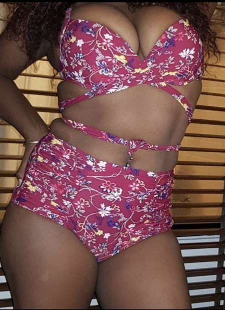 Bon moment, d�tente, avec la jolie c�line