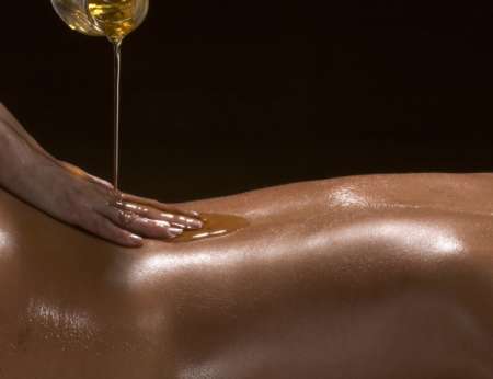 Massage tantrique pour femme uniquement