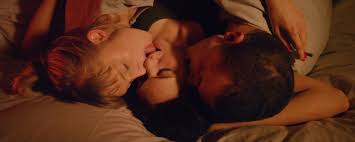 Couple tr�s discret Chrch femme bi ou lesb